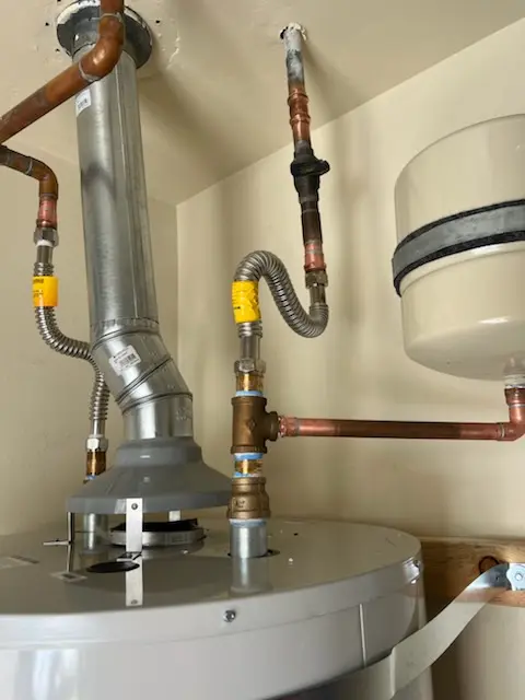 Water heater installation and plumbing repair in Delwynn